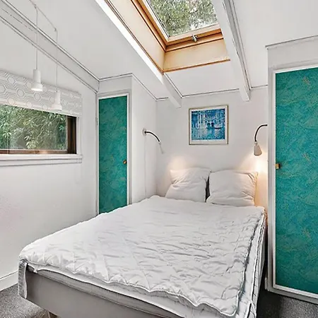 Nyaraló Three-bedroom Holiday In